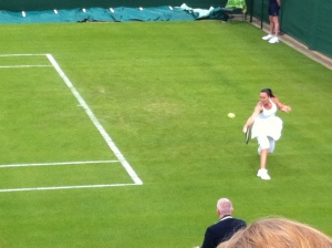 Jankovic en route to rouns two